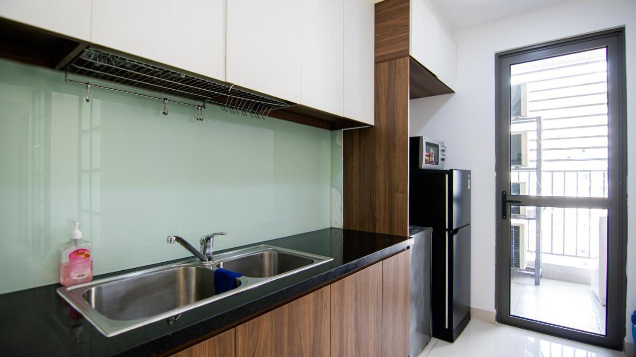 Wang Homestay Хошимин Экстерьер фото